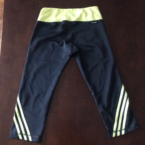 ADIDAS climate workout crop - Picture 2 of 3